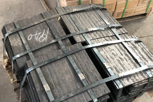 埋弧焊耐磨板廠家電話(huà)